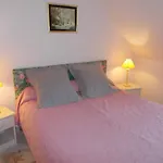 La Bourgade Bed & Breakfast 3*