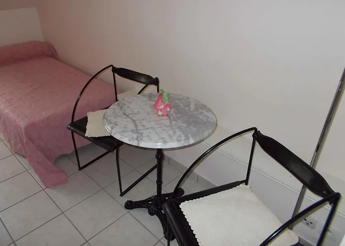 Bed & Breakfast La Bourgade 3*